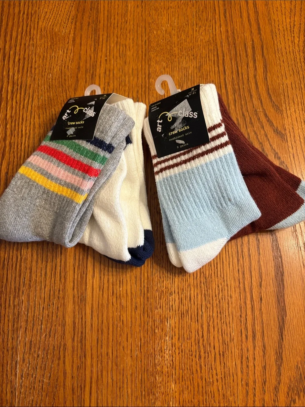 art class 4 Pairs Crew Socks Light Blue, White, Brown & Grey Accents NWT